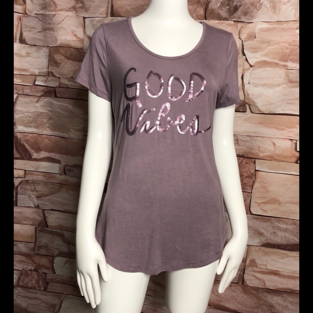 Rue 21 woman top size M